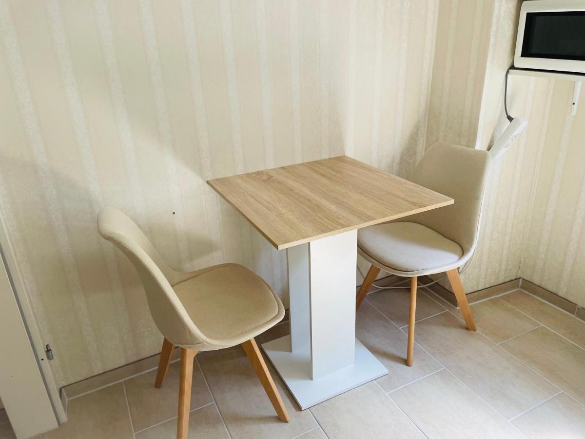 Privatzimmer mit eigenem Badezimmer in Seenähe Zulpich Exterior foto