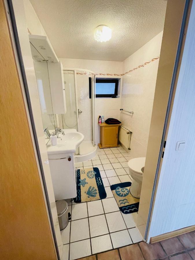 Privatzimmer mit eigenem Badezimmer in Seenähe Zulpich Exterior foto
